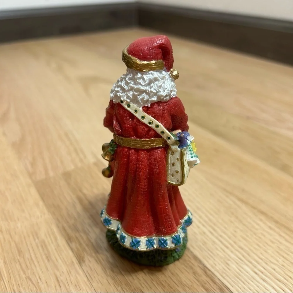 Vintage International Santa Claus Collection Italy Ceramic Figure Christmas